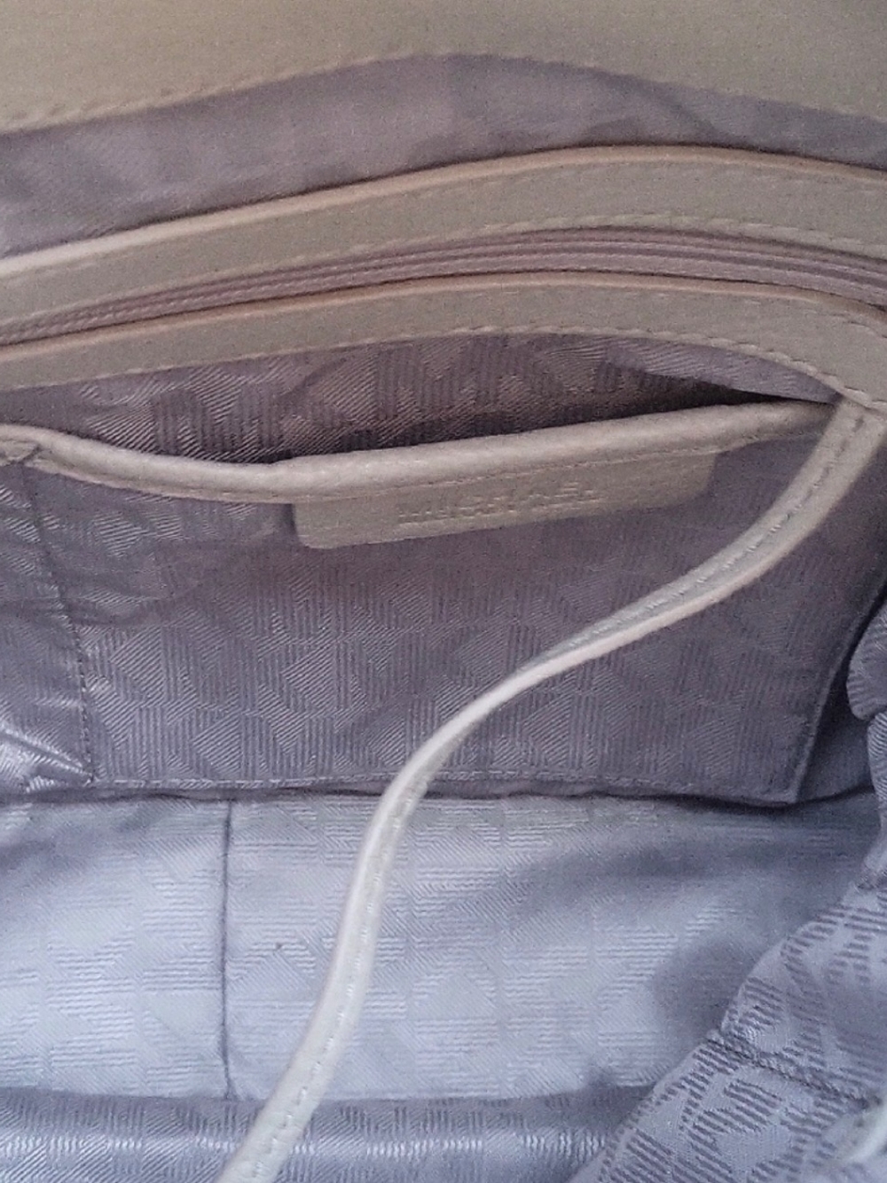 Michael Kors Light Gray Pebbled Leather Shoulder Bag with Stud Trim - Picture 7 of 7